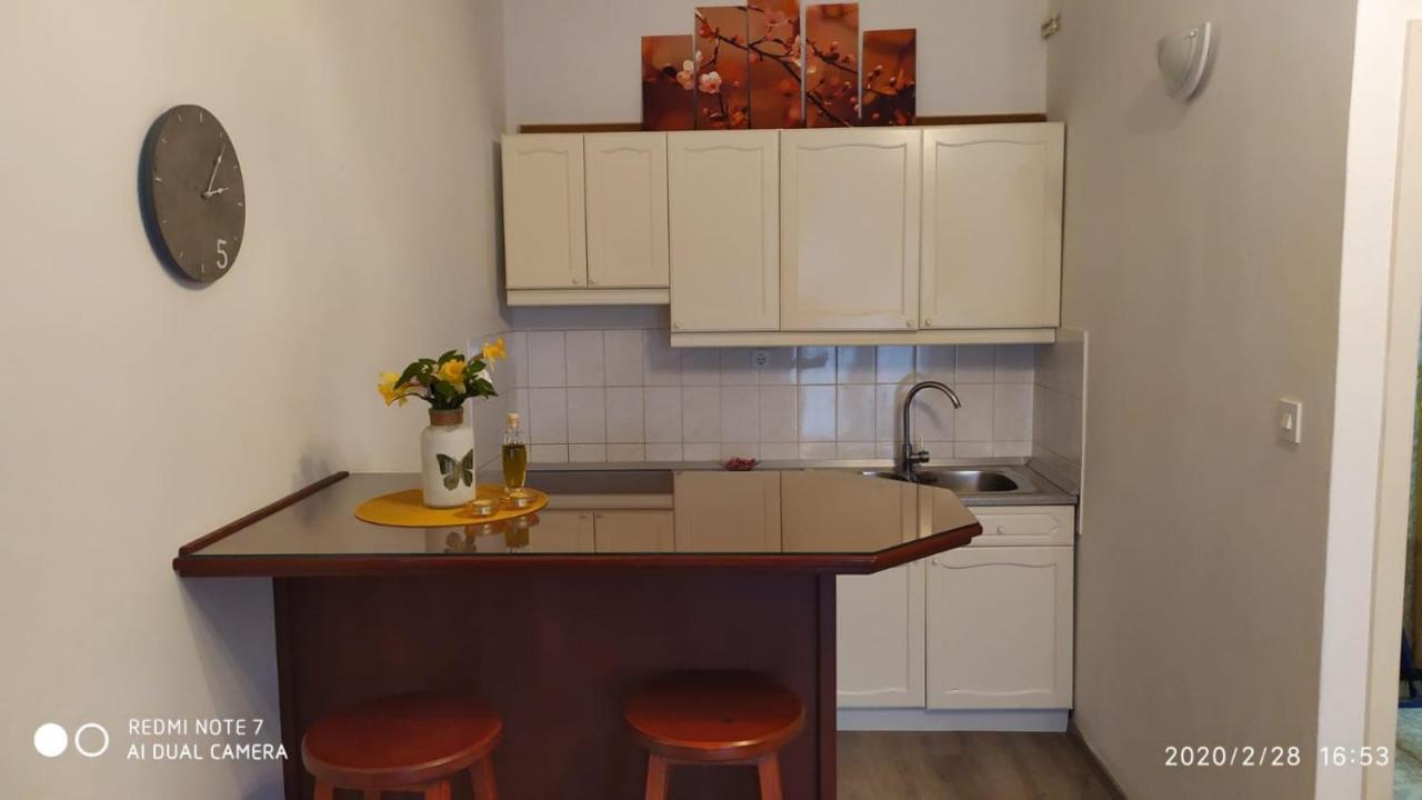Studio Apartment Marcelina Преко Екстериор снимка
